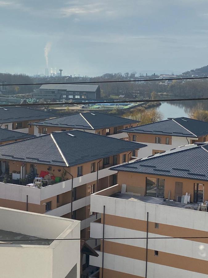 Apartamento Apartament Lucian Râmnicu Vâlcea Exterior foto