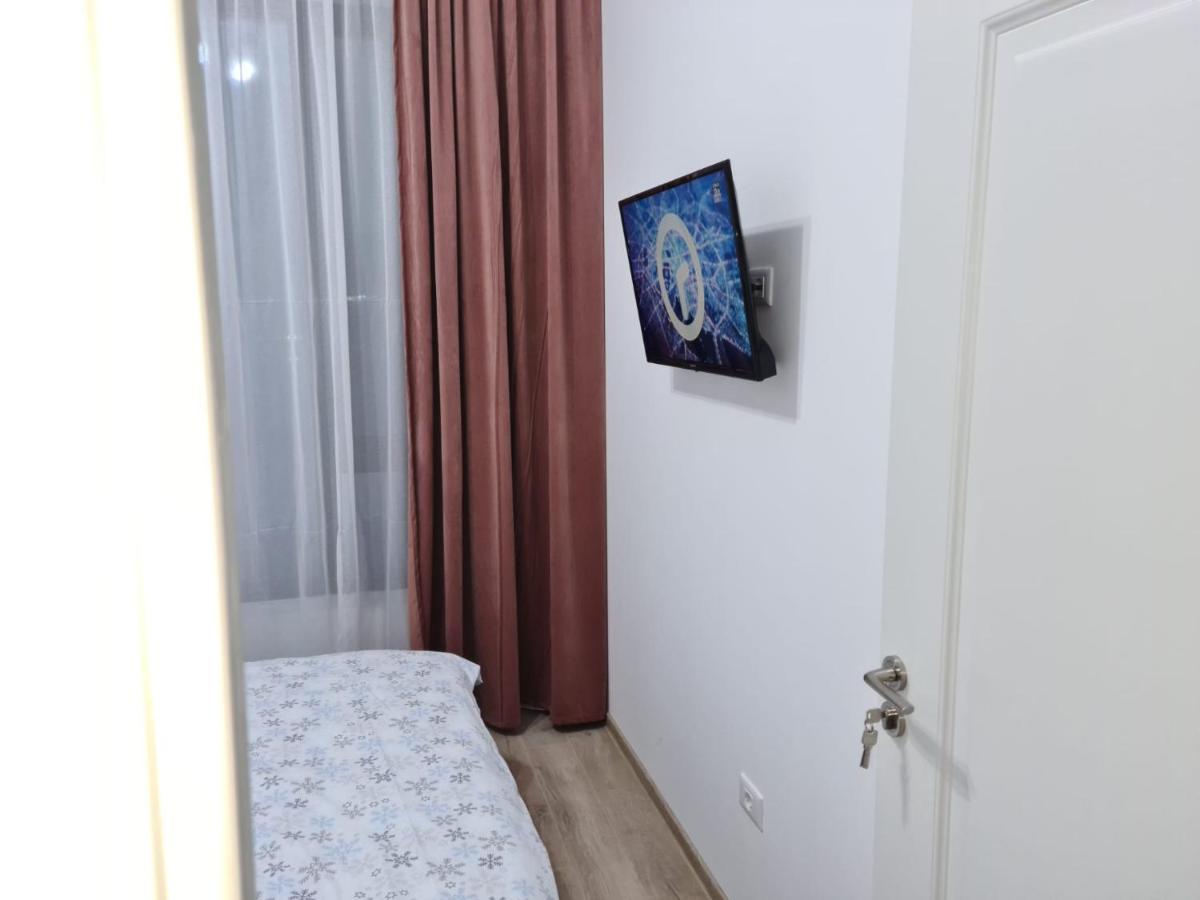 Apartamento Apartament Lucian Râmnicu Vâlcea Exterior foto