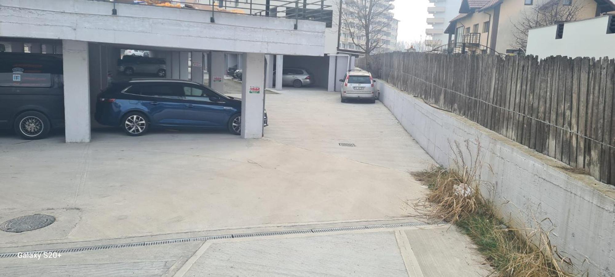 Apartamento Apartament Lucian Râmnicu Vâlcea Exterior foto