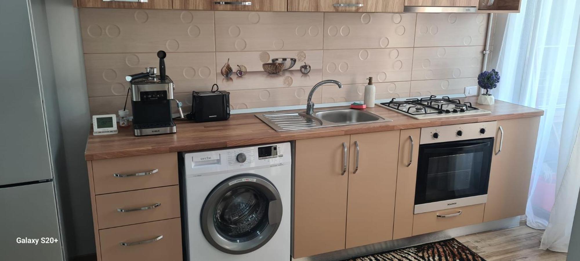 Apartamento Apartament Lucian Râmnicu Vâlcea Exterior foto